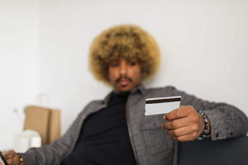 Fotobanka s bezplatnými fotkami na tému afro vlasy, Afroameričan, blond vlasy