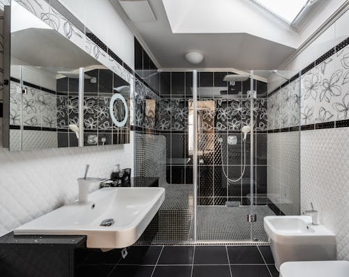 Modern bathroom with shower cabin