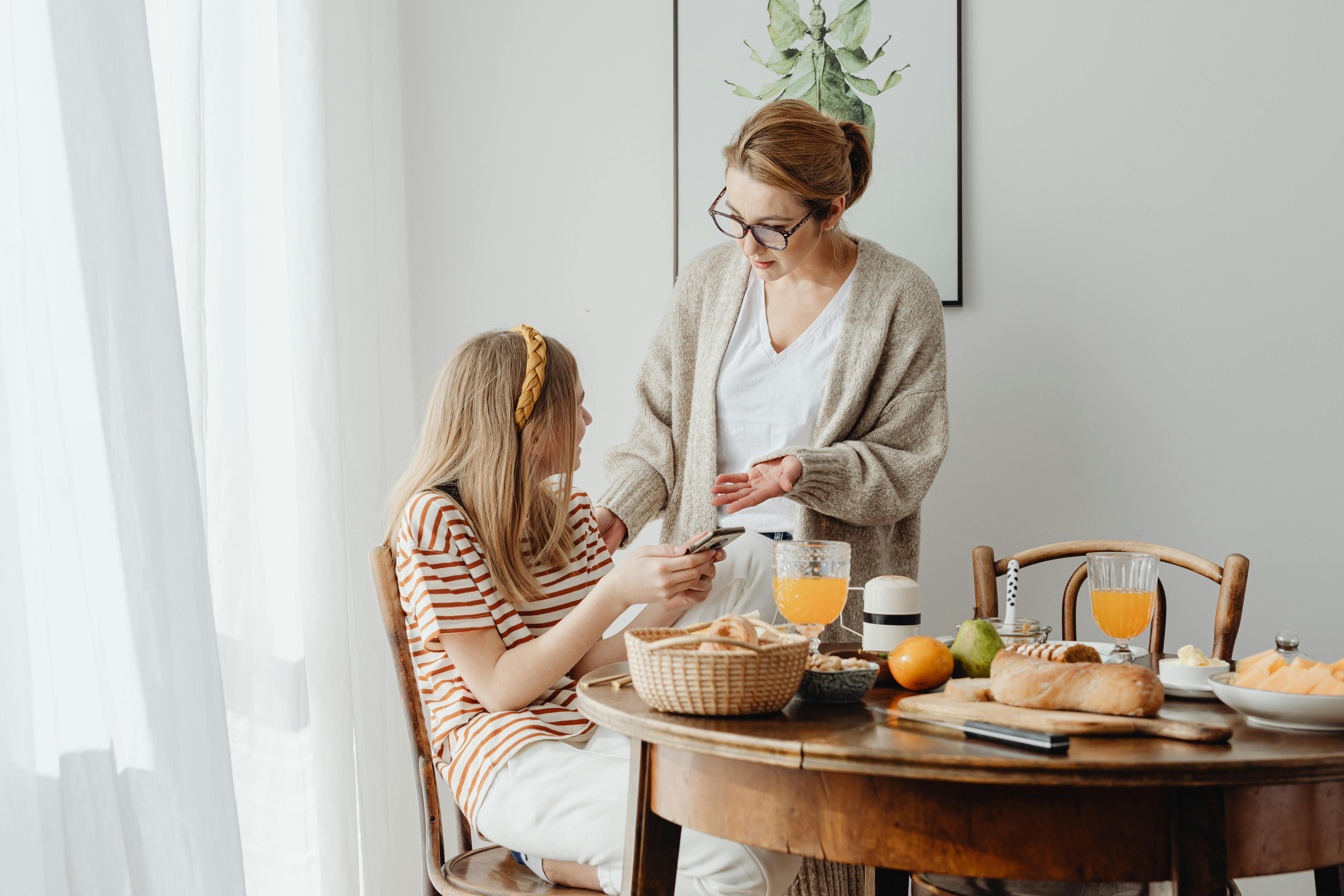 mother scolds her daughter