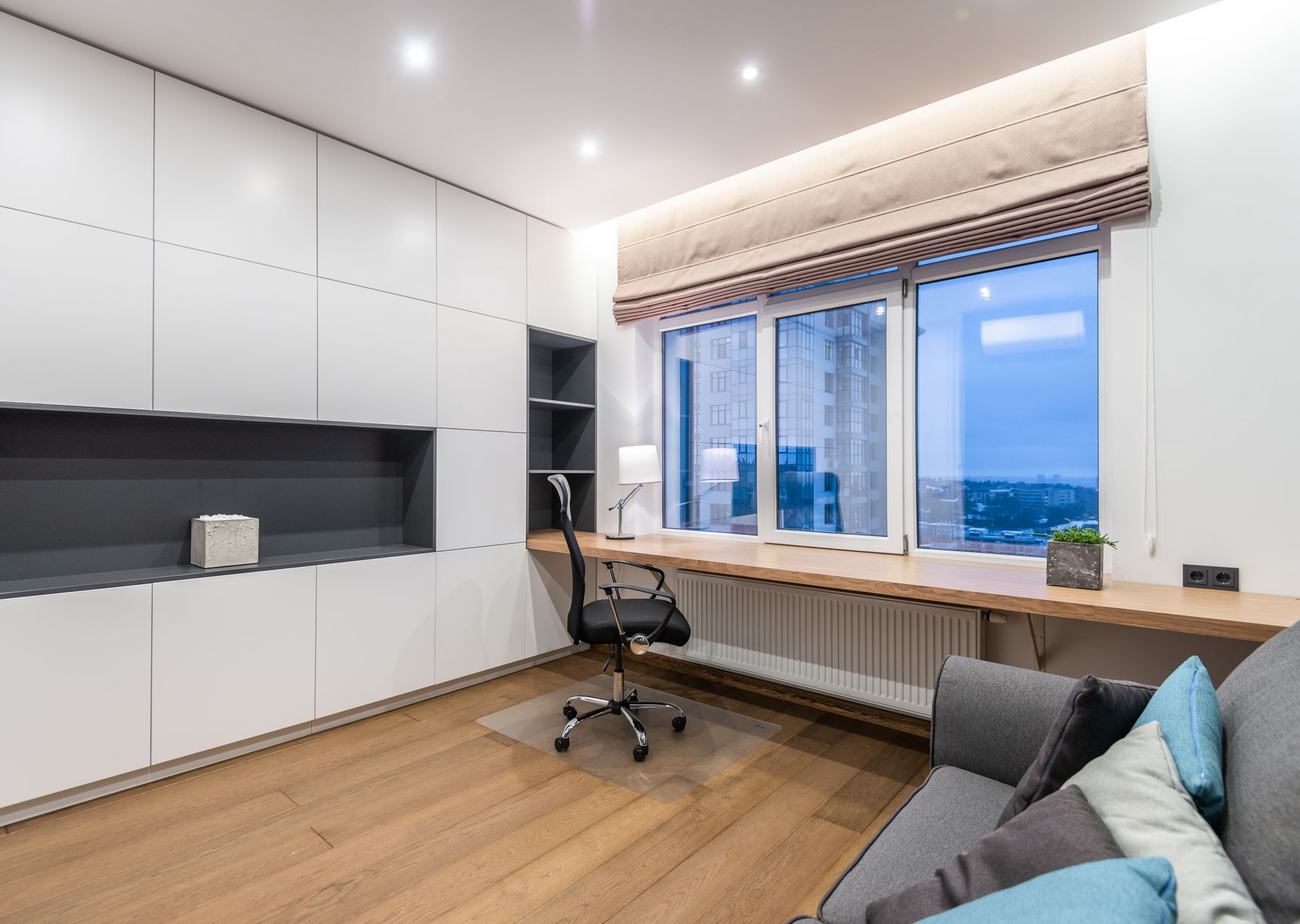 Office removals in Ruislip Gardens — crew wrapping and loading on moving day