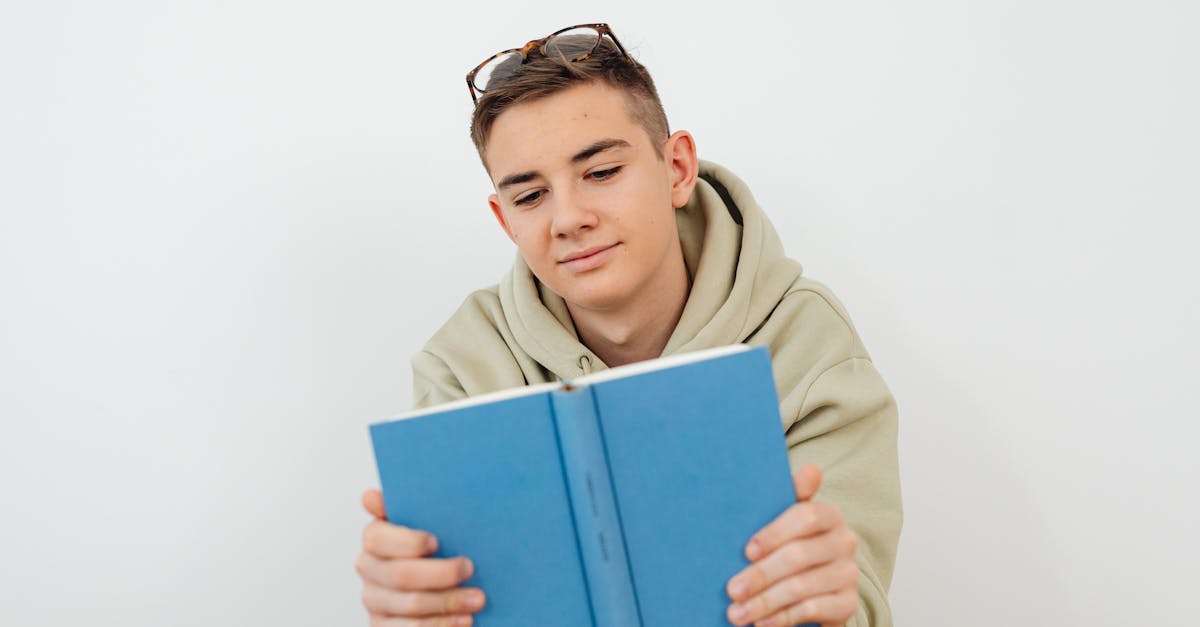 How to attract a man book