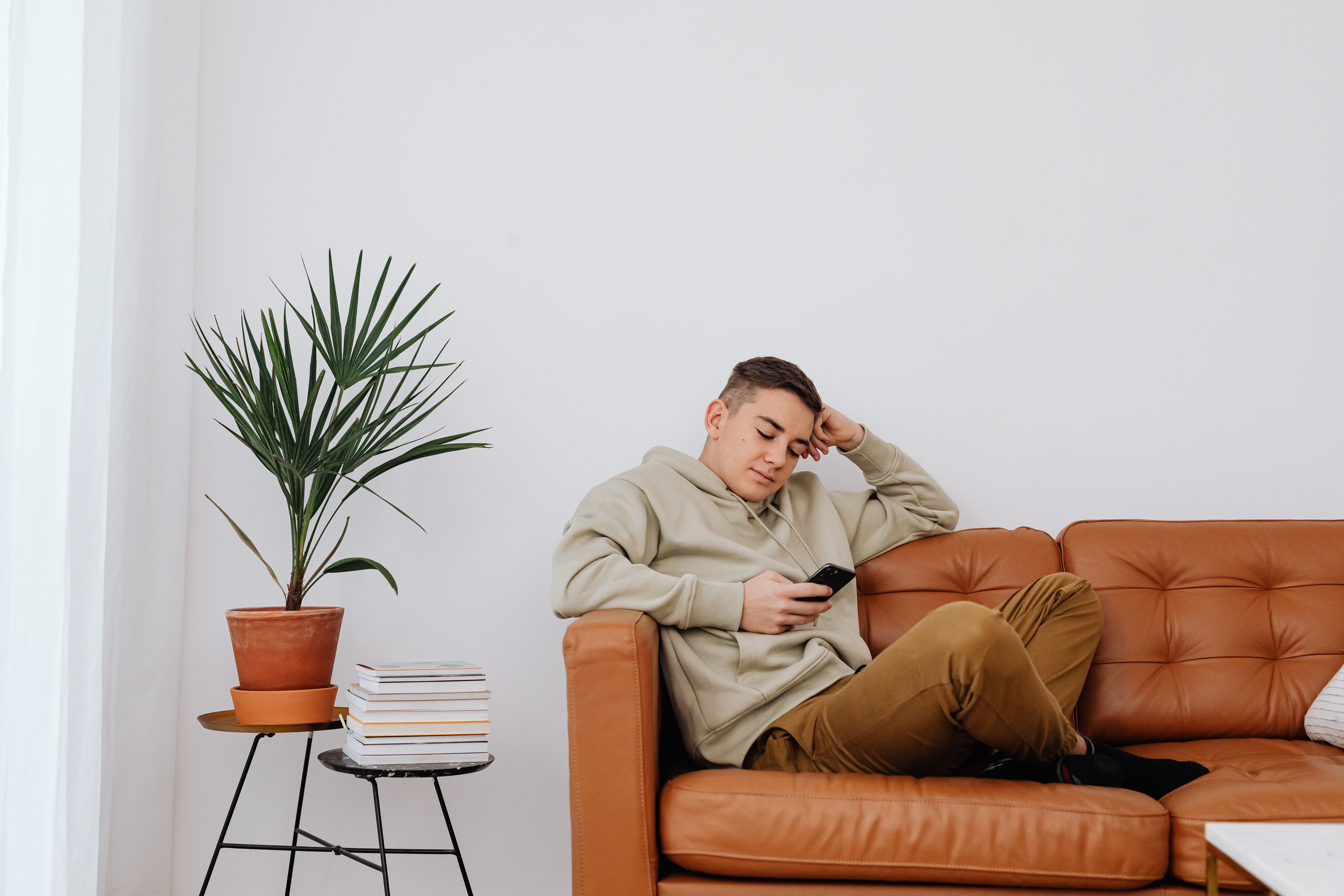 Budgeting for teens: 18 tips for growing your money young — Photo by www.kaboompics.com on Pexels