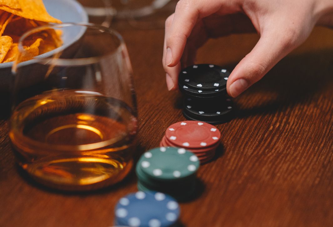 Online Casino: Spielautomaten und Live-Spiele im Überblick