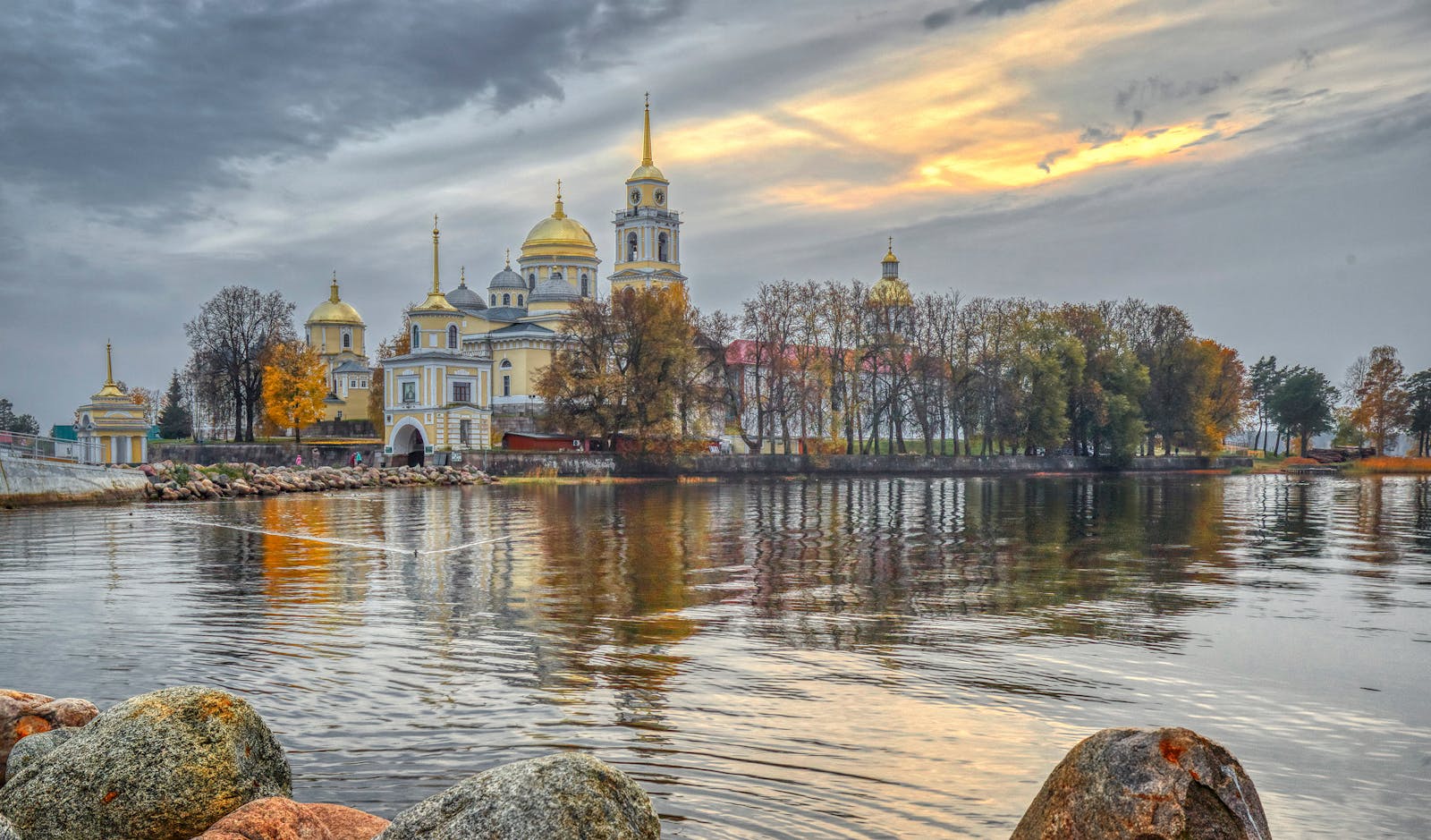 group IOP session for anxiety and depression – mental health IOP cost 2025