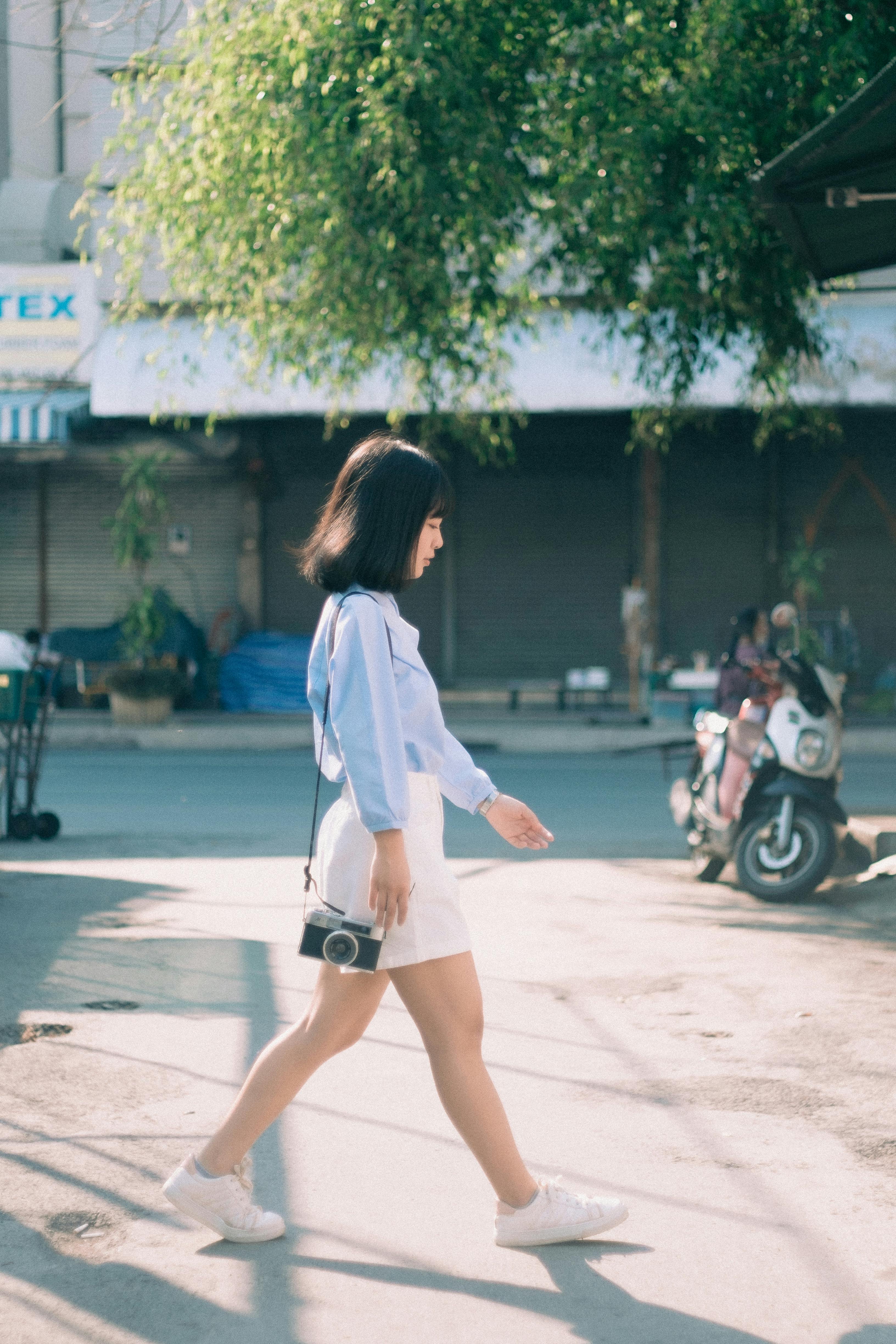 Clean minimalist home office ready for productive morning - morning routine ideas for freelancers at home