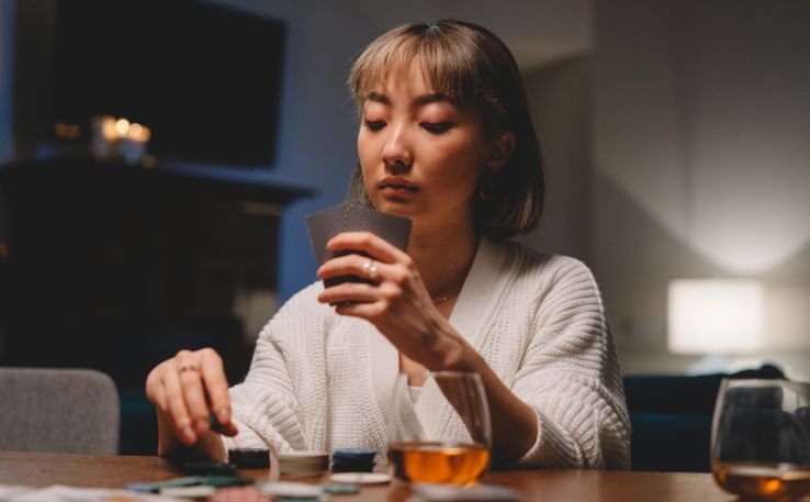 Online Casino: Spielautomaten und Live-Spiele im Überblick