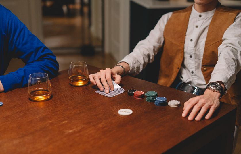 Online Casino: Spielautomaten und Live-Spiele im Überblick