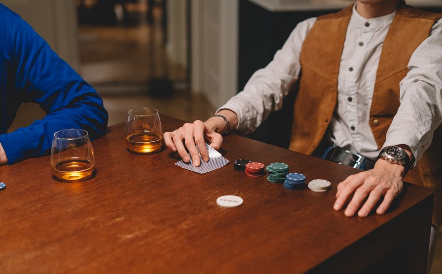 Online Casino: Spielautomaten und Live-Spiele im Überblick