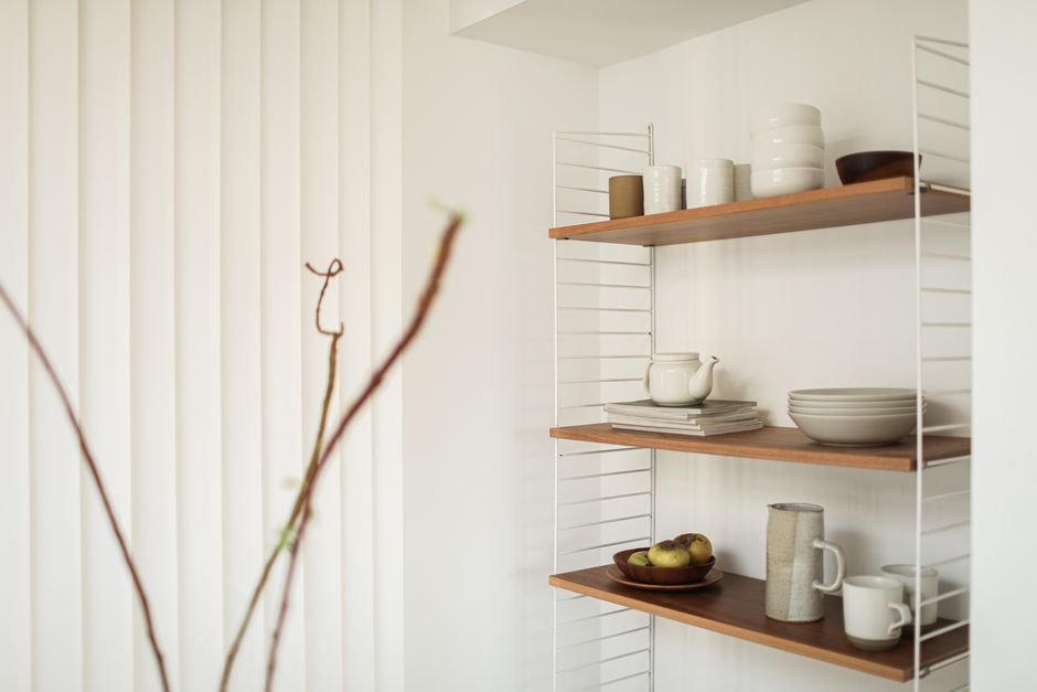 Wabi-sabi keramiek in moderne woondecoratie. Wabi-sabi keramiek in moderne woondecoratie.