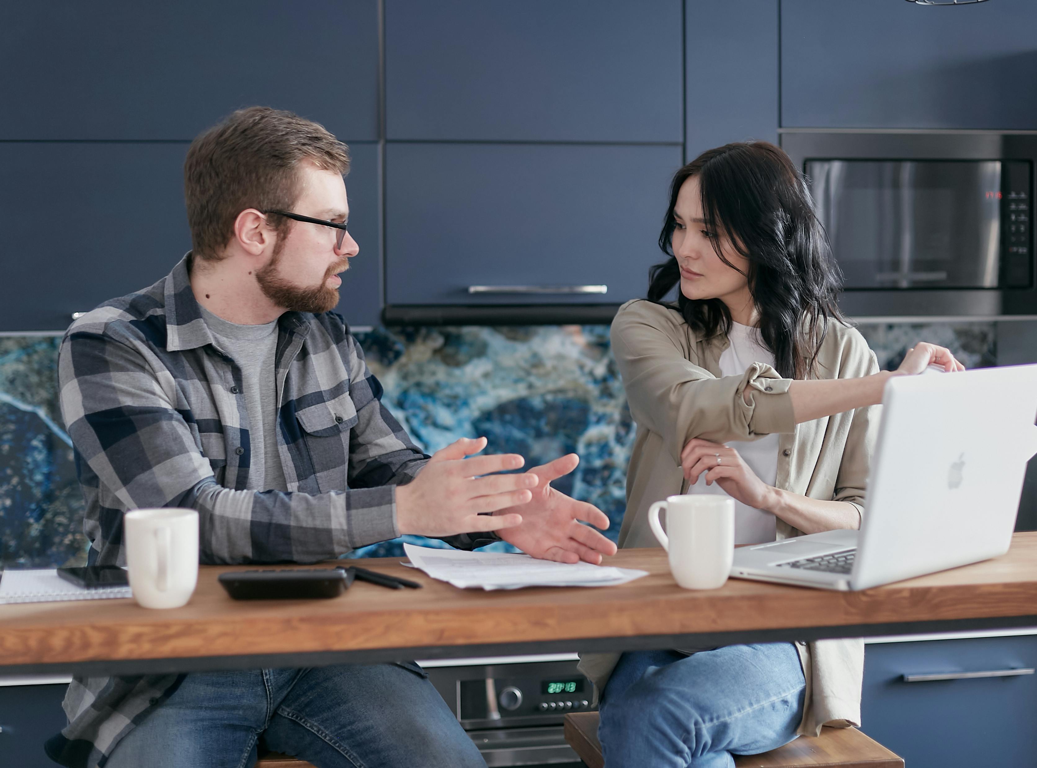 The best budgeting tips for couples planning for 2026 — Photo by Mikhail Nilov on Pexels