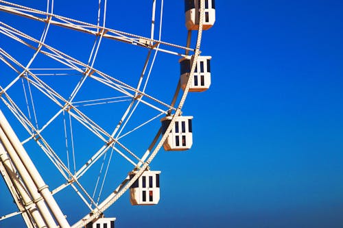 Beige Ferris Wheel