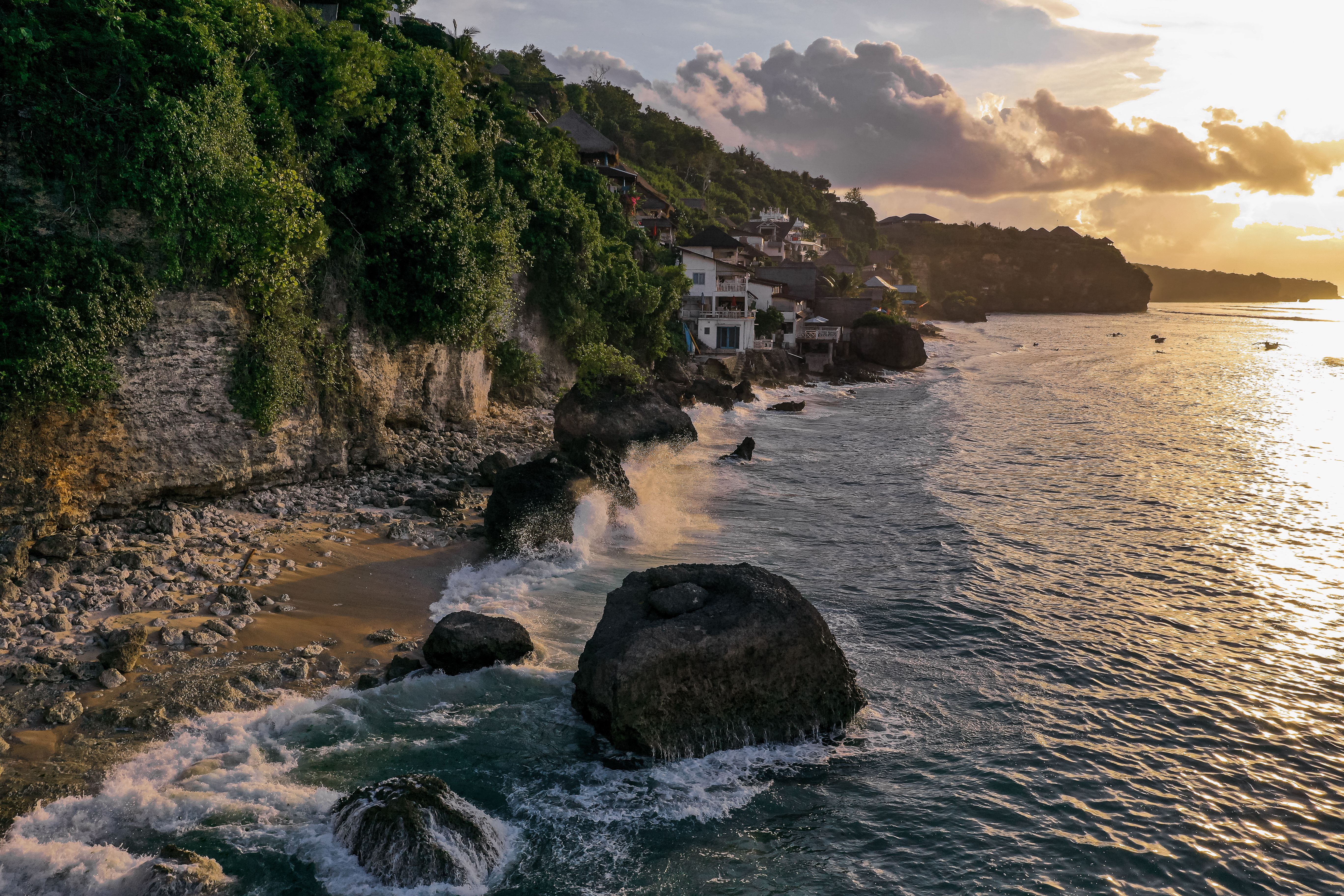 Best Beaches Near Uluwatu: A Curated Guide for Luxury Villa Guests