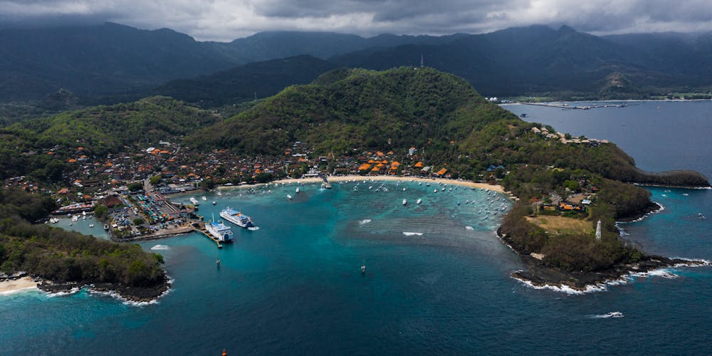 Khám Phá Thế Giới Danh Bài - Nghệ Thuật và Kỹ Năng Chơi Bài Đỉnh Cao