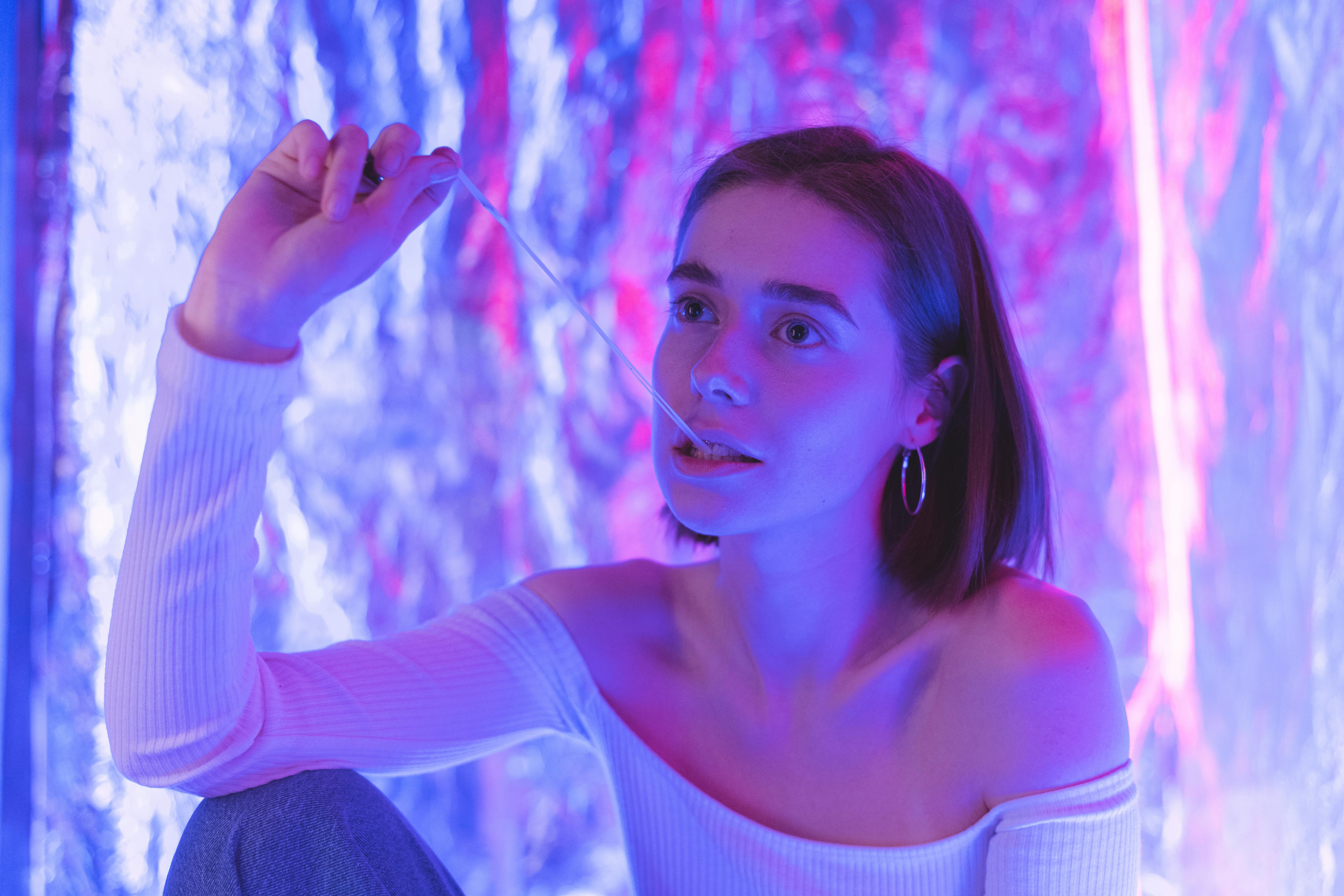 The Chemist's Trick: Why Oil Dissolves Gum in Hair (and What to Do When It Doesn't)