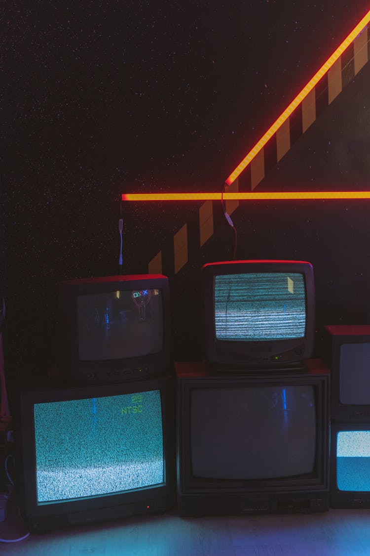 Old Televisions With No Signal