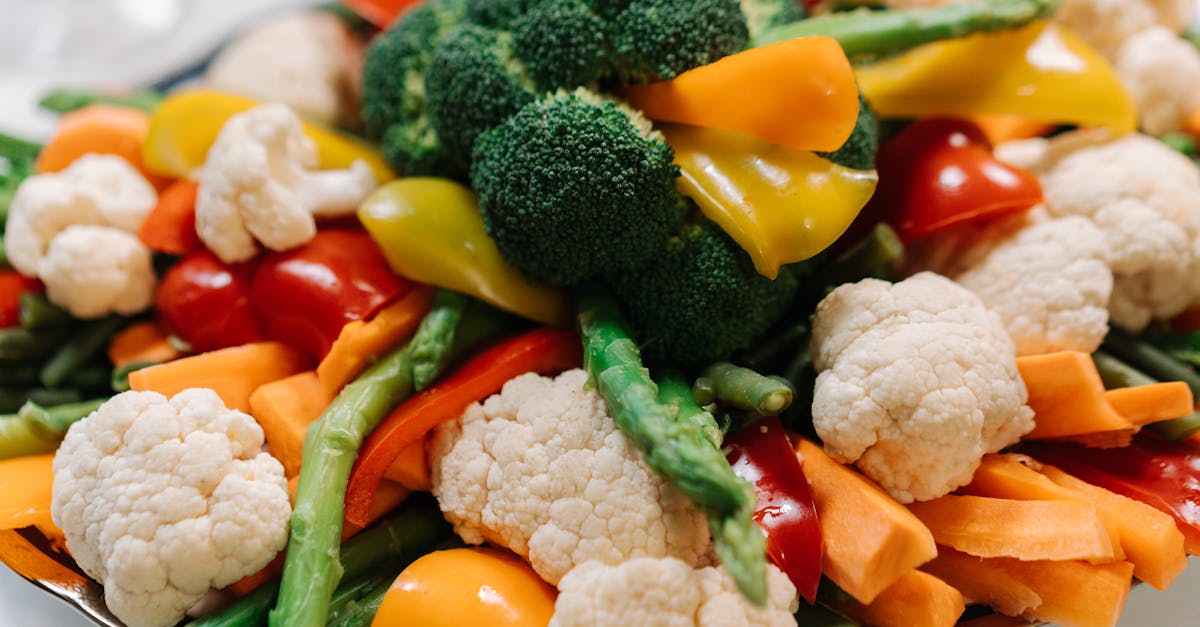 How long to steam carrots and broccoli