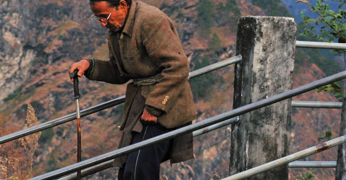 Overcoming Healthcare Challenges in Darjeeling's Unique Terrain