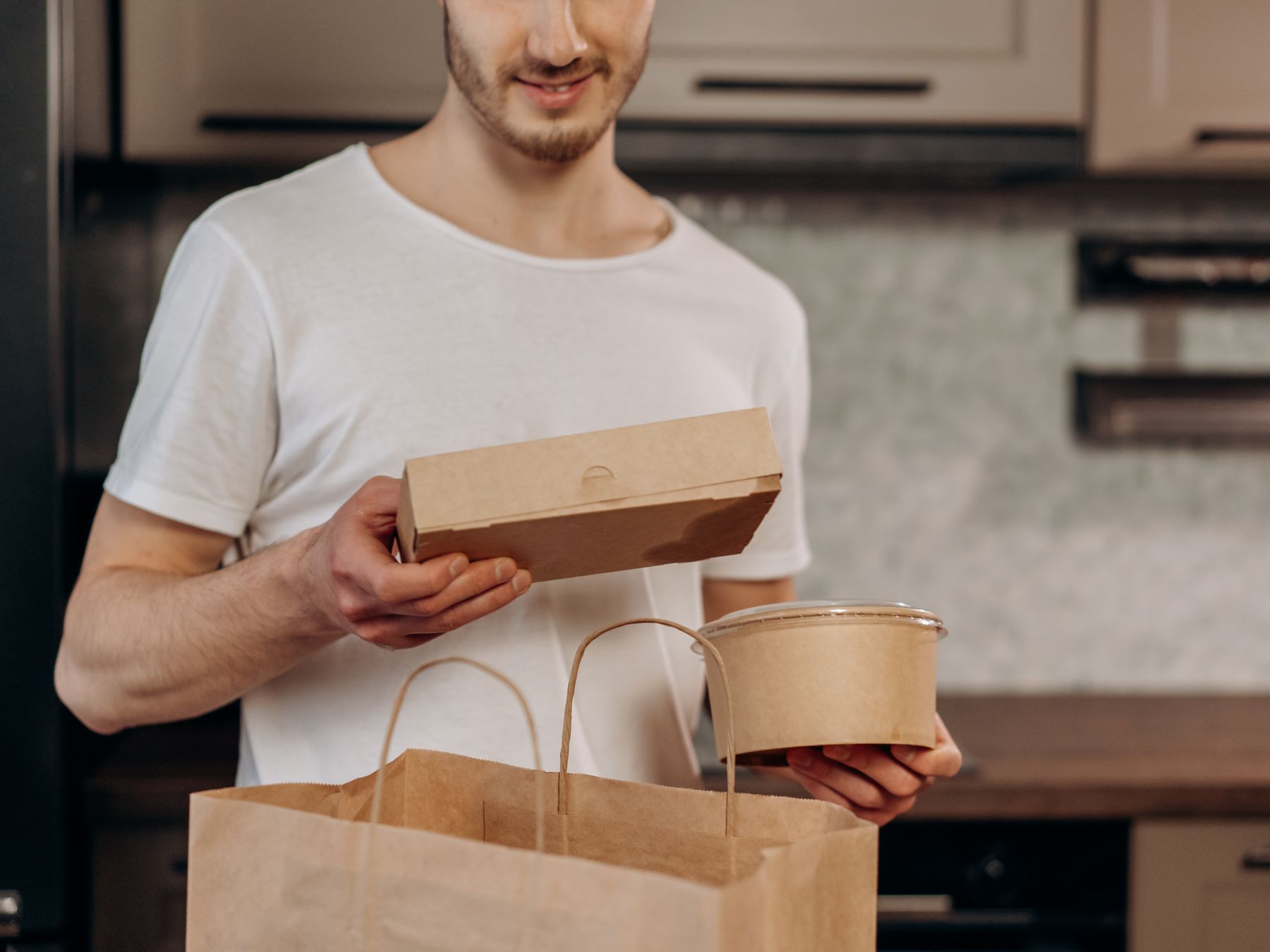 Sywell — professional packers wrapping and boxing belongings