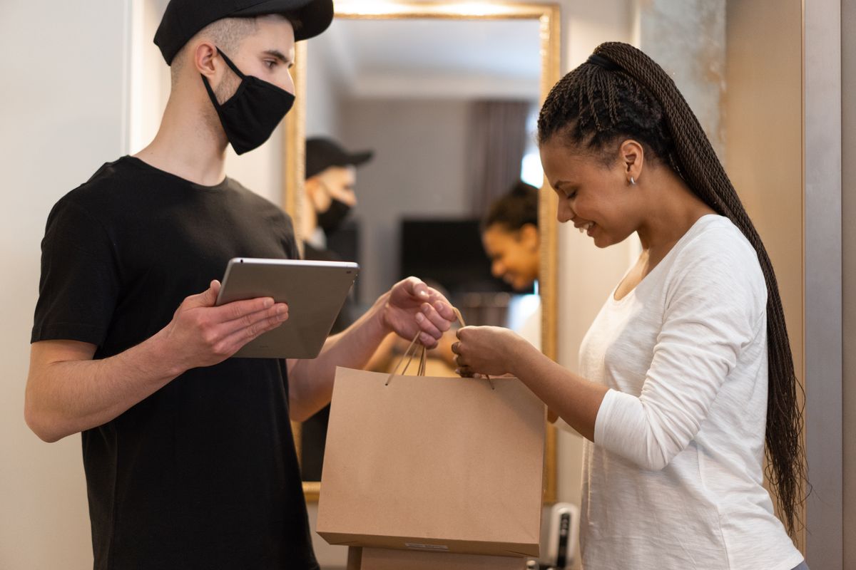ebay and marketplace delivery in Buckhurst Hill — Loaded properly: blankets, straps and a plan in Buckhurst Hill