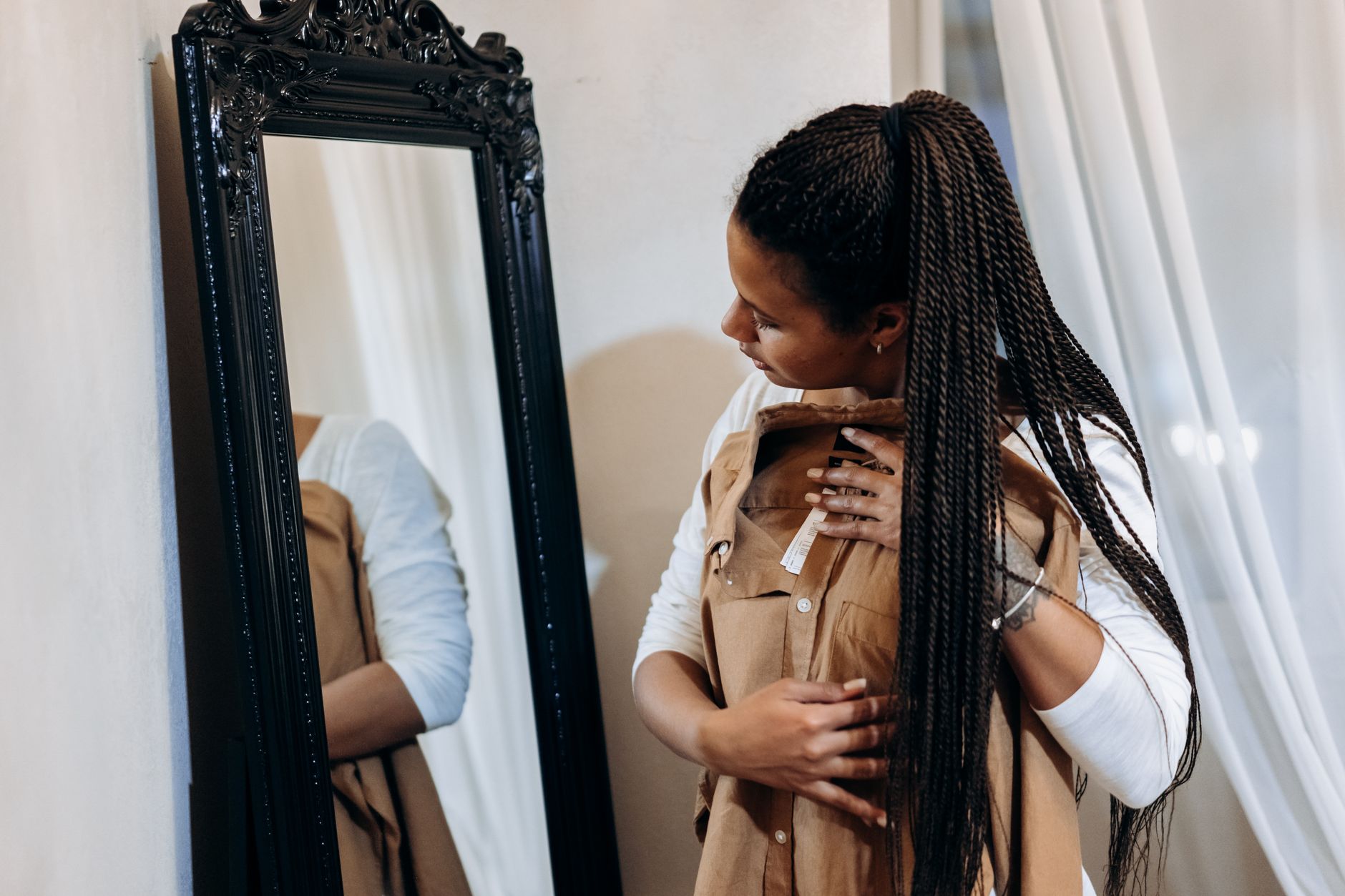 How to Style Natural Hair with a Twist-Out: The Technique, the Science, and Why It Works