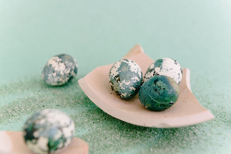 Green Dyed Eggs With Texture On Broken Ceramics