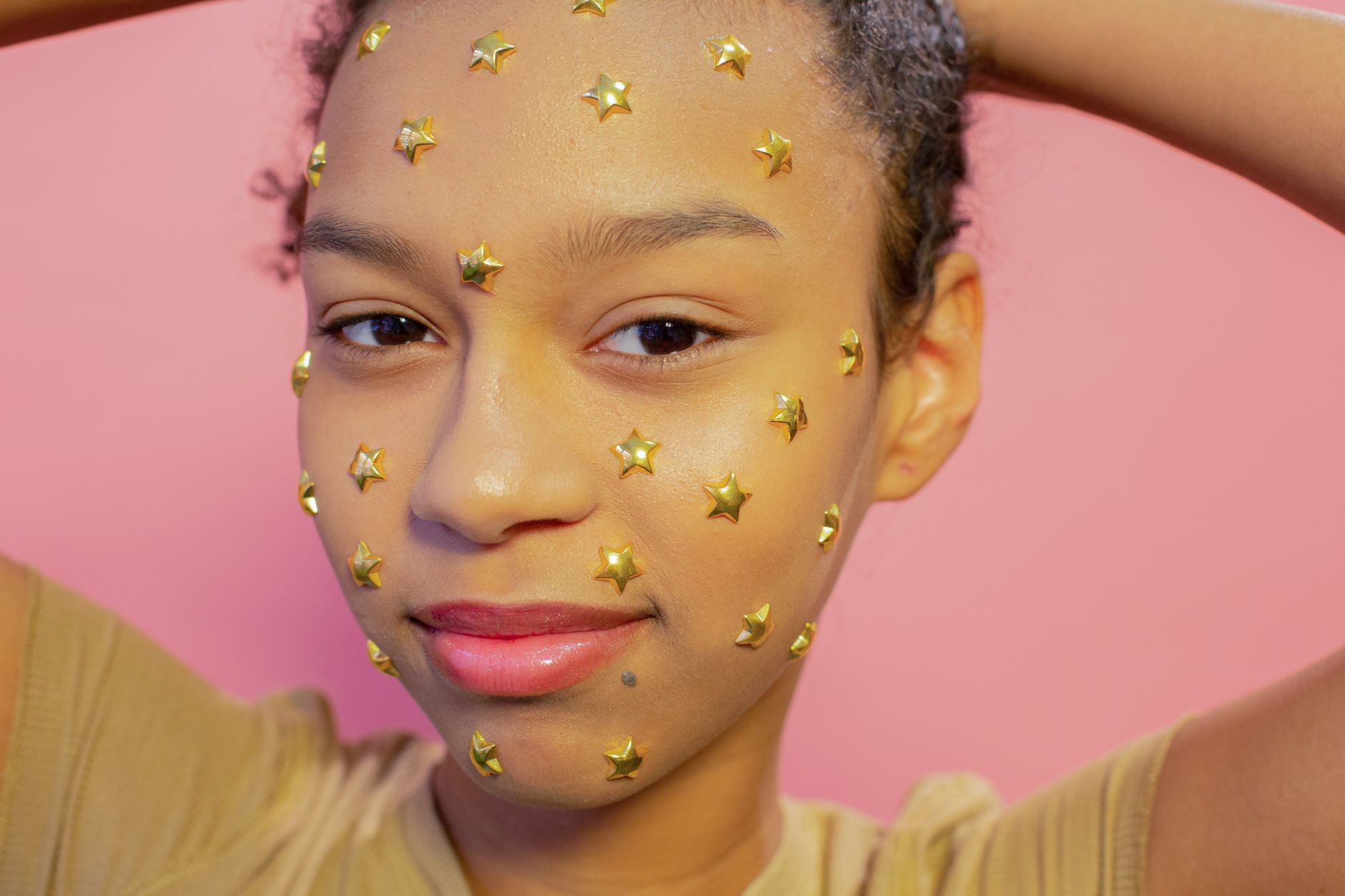 Why Adults Are Giving Themselves Gold Stars Online