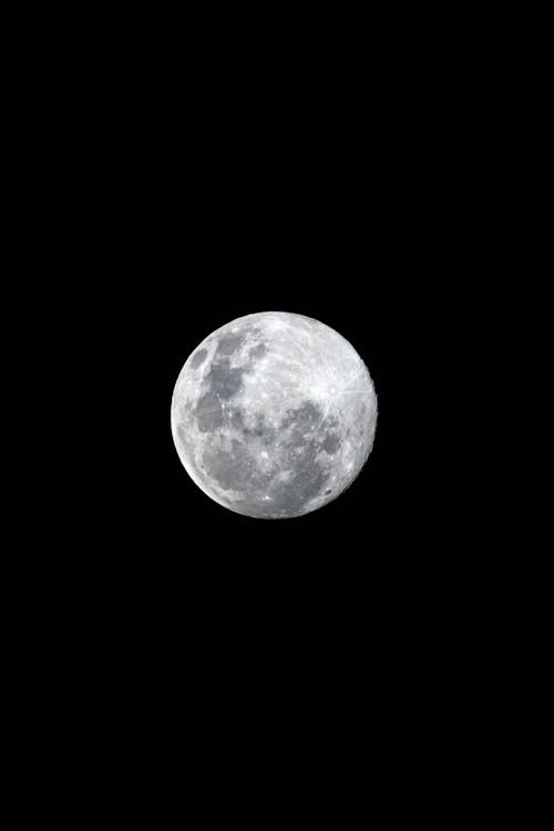 Free Grayscale Photo of a Full Moon  Stock Photo