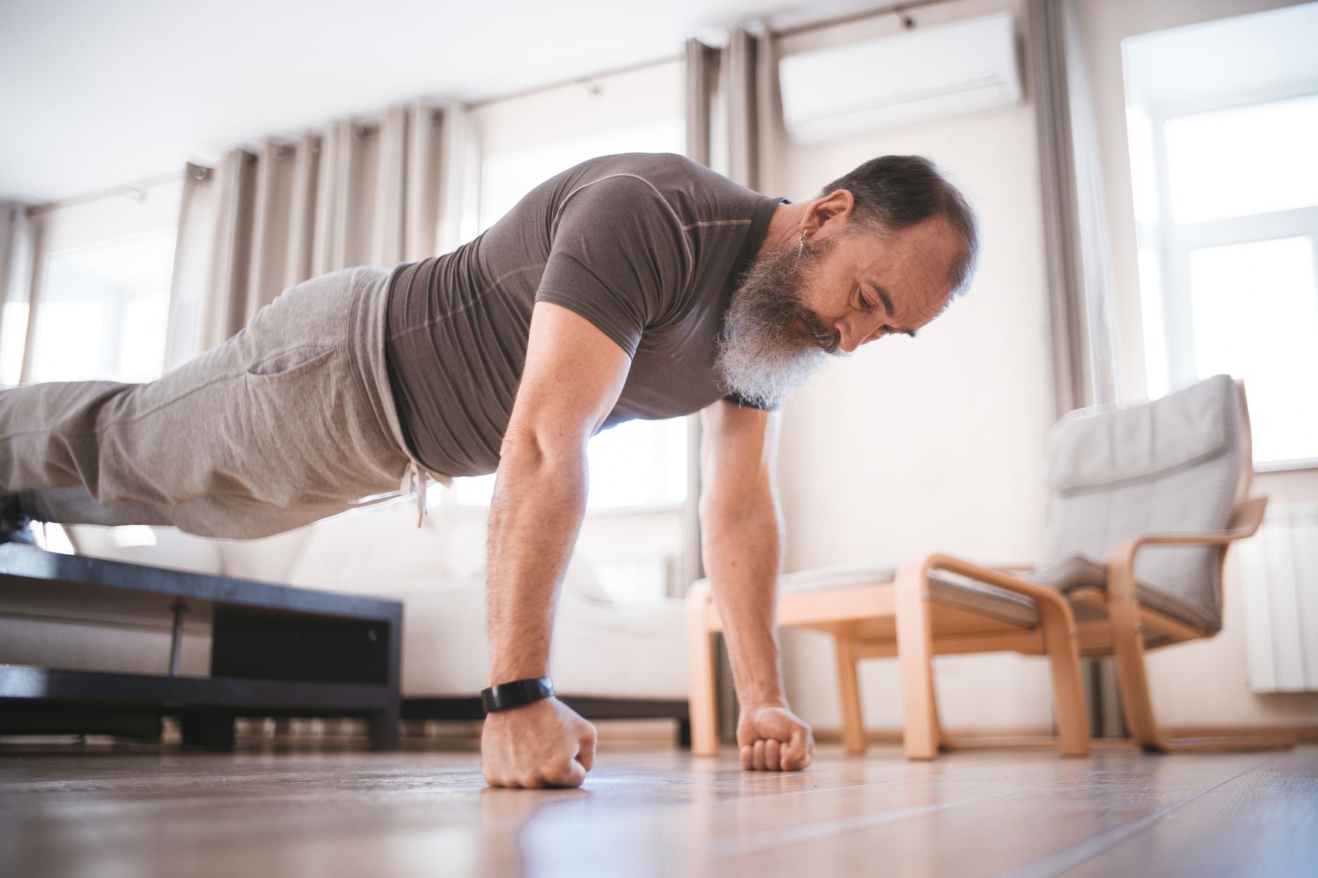 7 Best Core Exercises for Seniors workout technique step by step