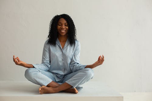 Fotos de stock gratuitas de estilo de vida saludable, meditación, mujer