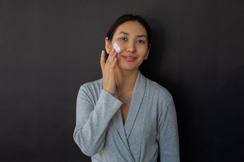 Kostnadsfri bild av anti-åldring, asiatisk kvinna, badrock