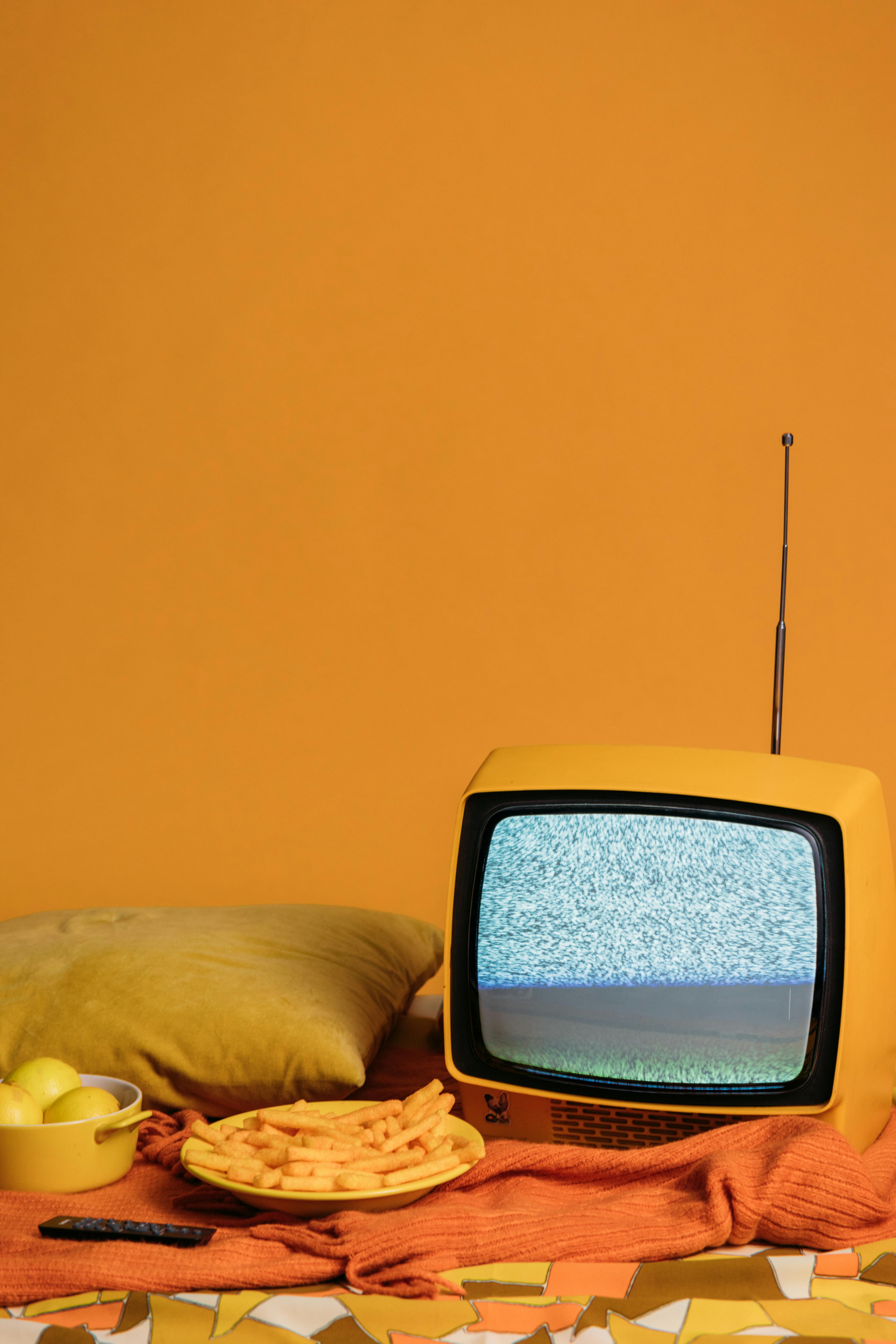 tv food and pillows