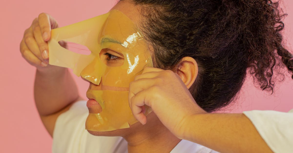How to do a hair sheet mask