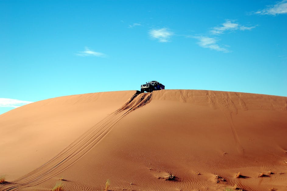 Car on Top of Sand Cliff during Day Time · Free Stock Photo - 1200 x 627 jpeg 53kB