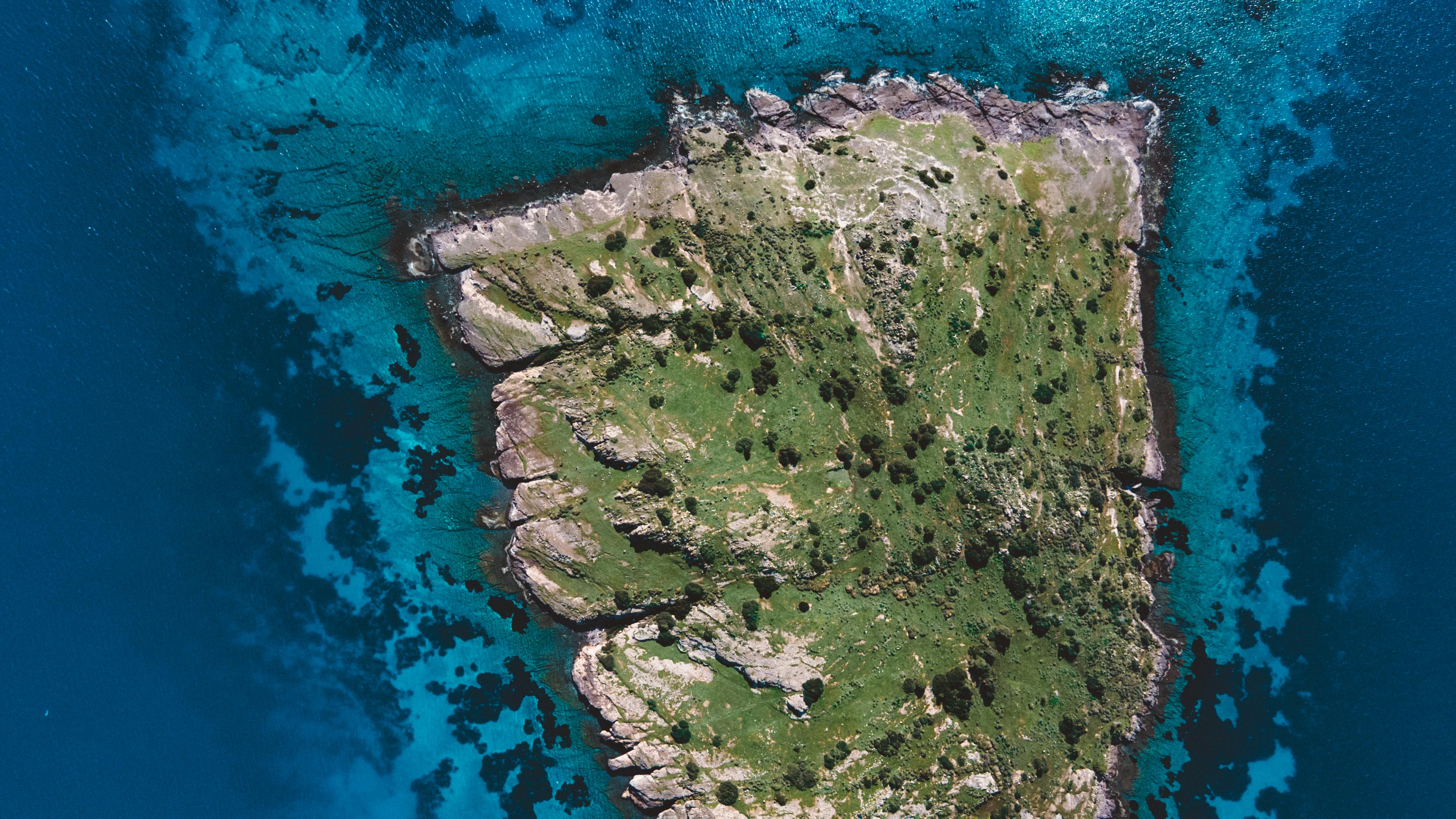 Forberedelse Forespørgsel Produktiv Top View of an Island in the Ocean · Free Stock Photo