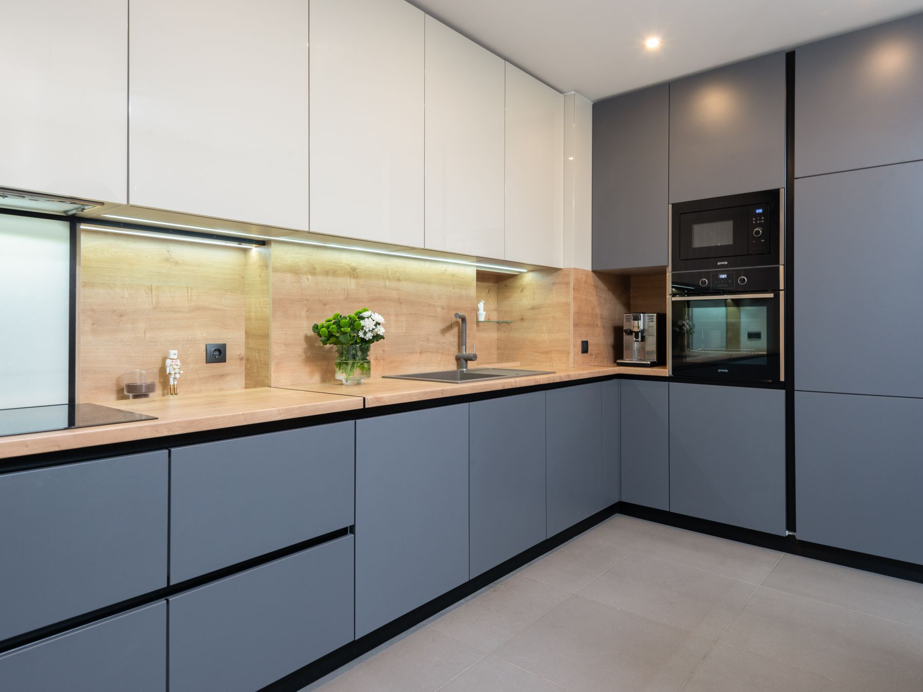 Kitchen Spraying in Highbury — quality trade paint going on in two coats