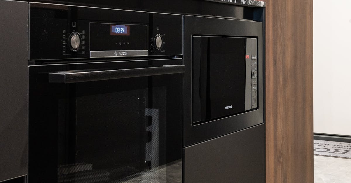 How to do pressed flowers in the microwave