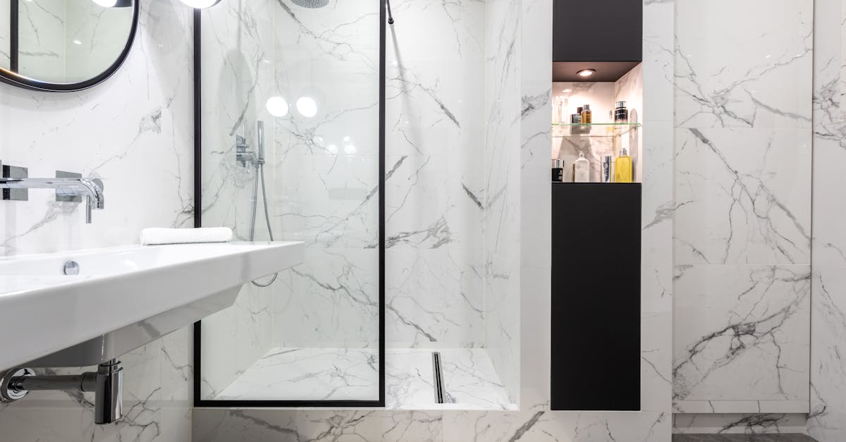 How to clean marble tile in bathroom