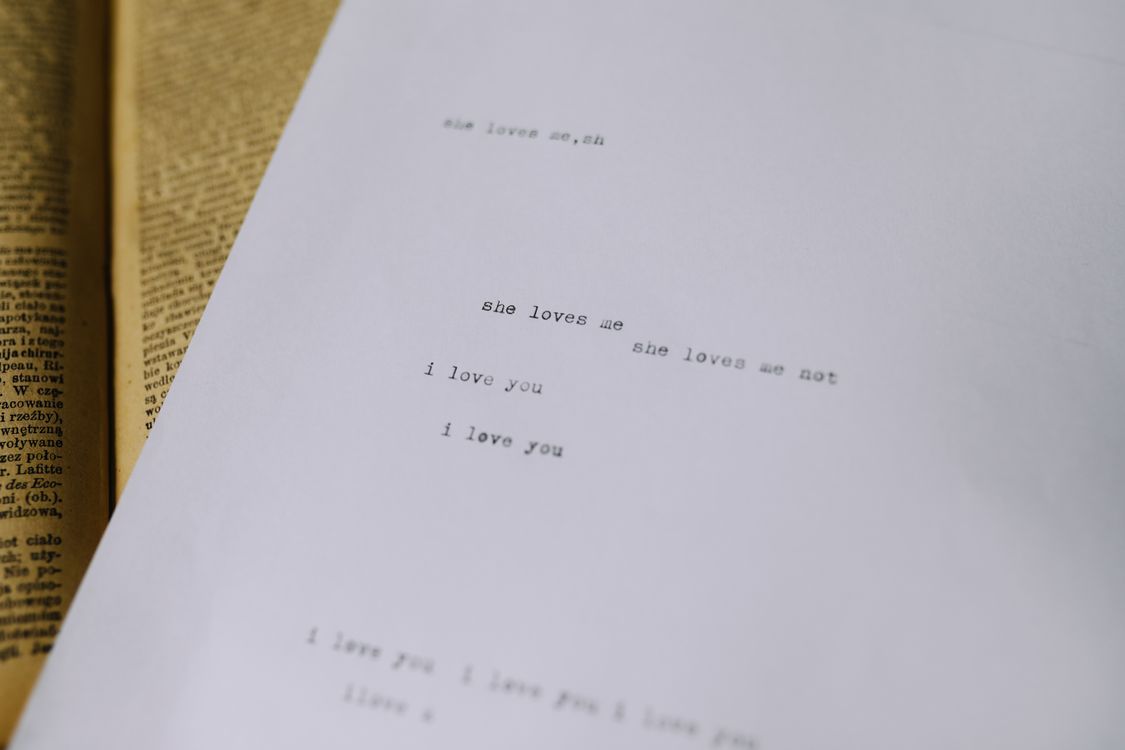 A Bond Paper with Typewritten Message · Free Stock Photo