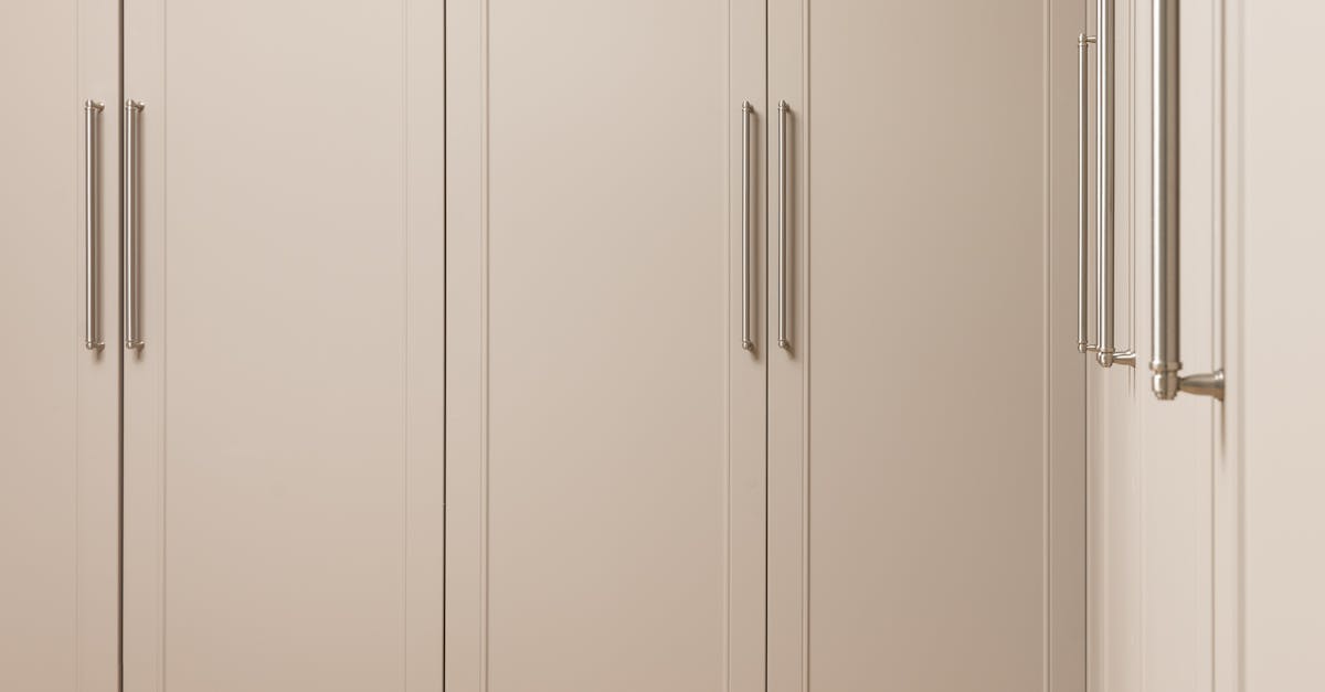 How to clean outdoor bronze door handles