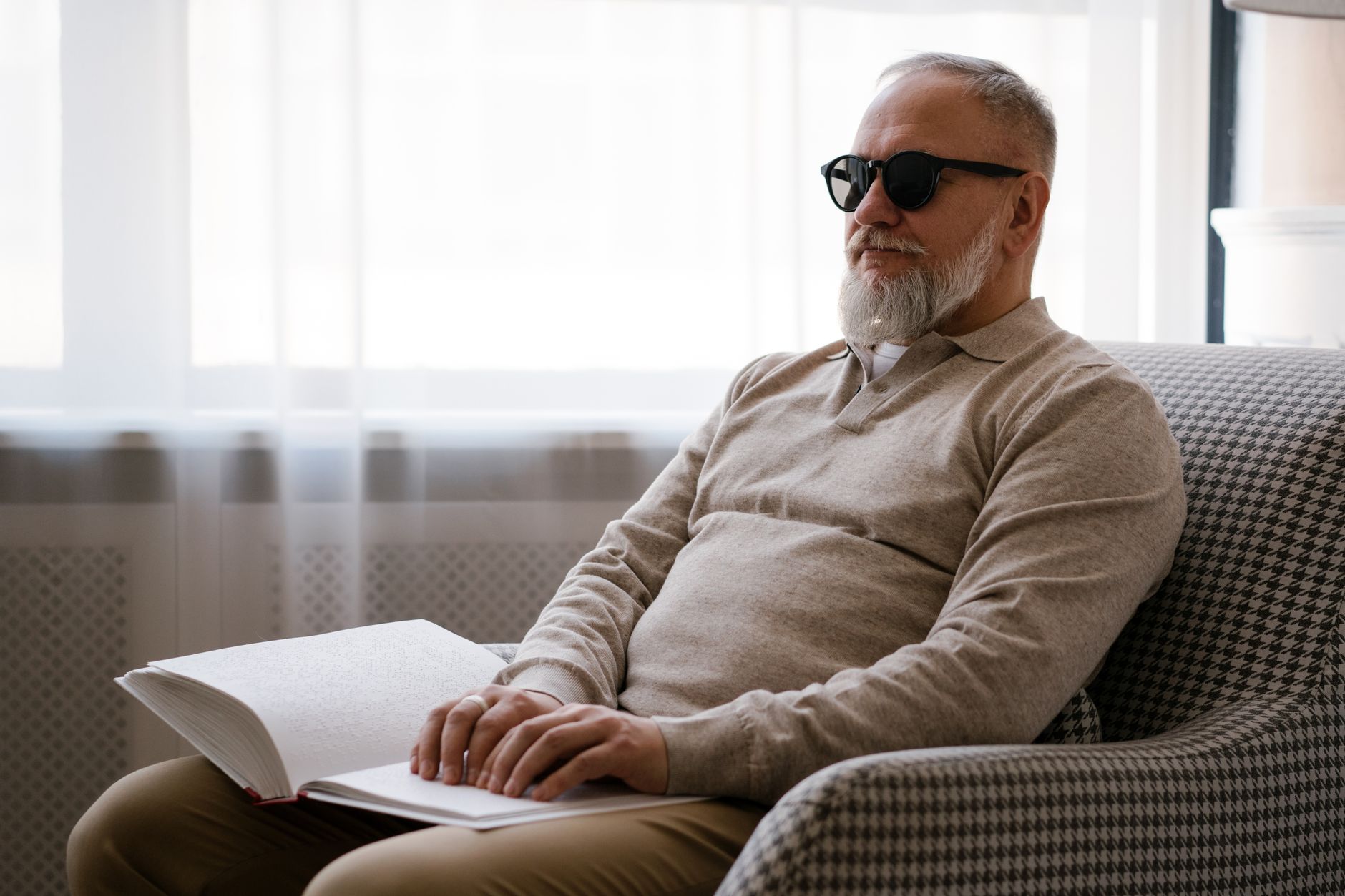 Inattentional Blindness: Why You Might Miss What's Right in Front of You