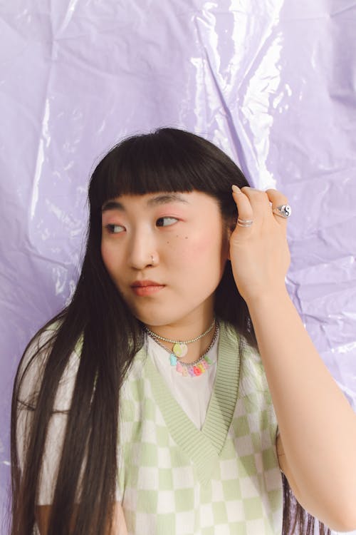 Fotos de stock gratuitas de arreglando el cabello, asiática, estallidos