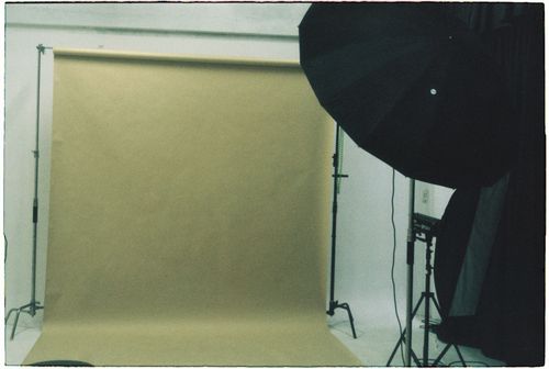 Studio folder cover: photography studio with backdrop and lighting — Kunno Jayson on Pexels