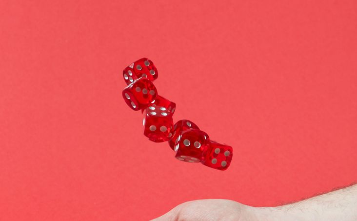 Online Casino: Spielautomaten und Live-Spiele im Überblick