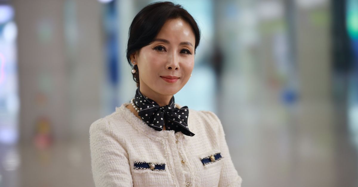 Lee Deletes Shared Post Mocking Opponents as Yoo Si-min Urges Supporters to Drop Insults
