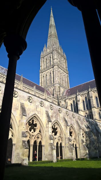 Free stock photo of Salisbury Cathedral, The cloisters