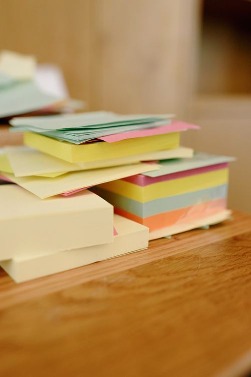 Table With Sticker Notes Sticky Notes on Wooden Table · Free Stock Photo