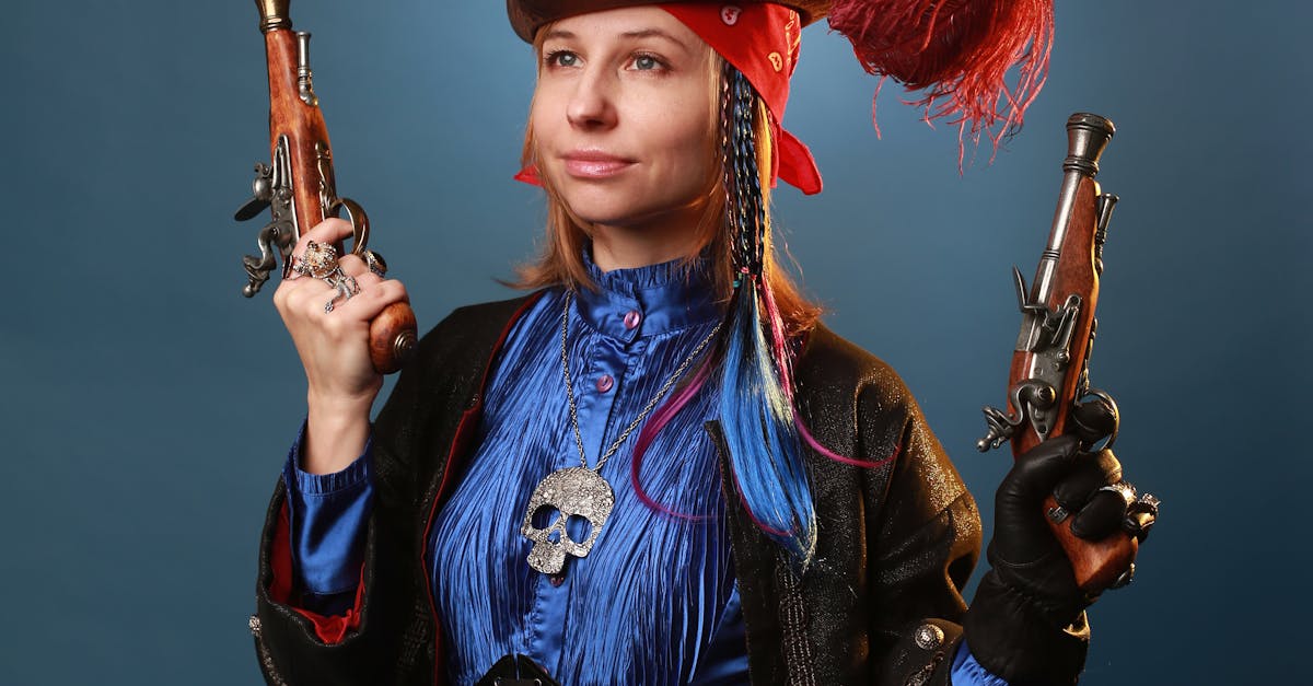 What does avast mean in pirate