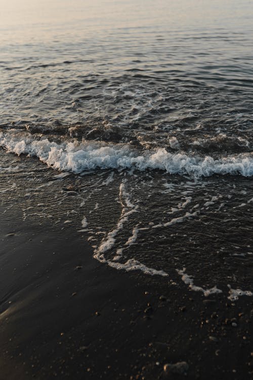 Ilmainen kuvapankkikuva tunnisteilla aallot murtuvat, aalto, hiekka Kuvapankkikuva