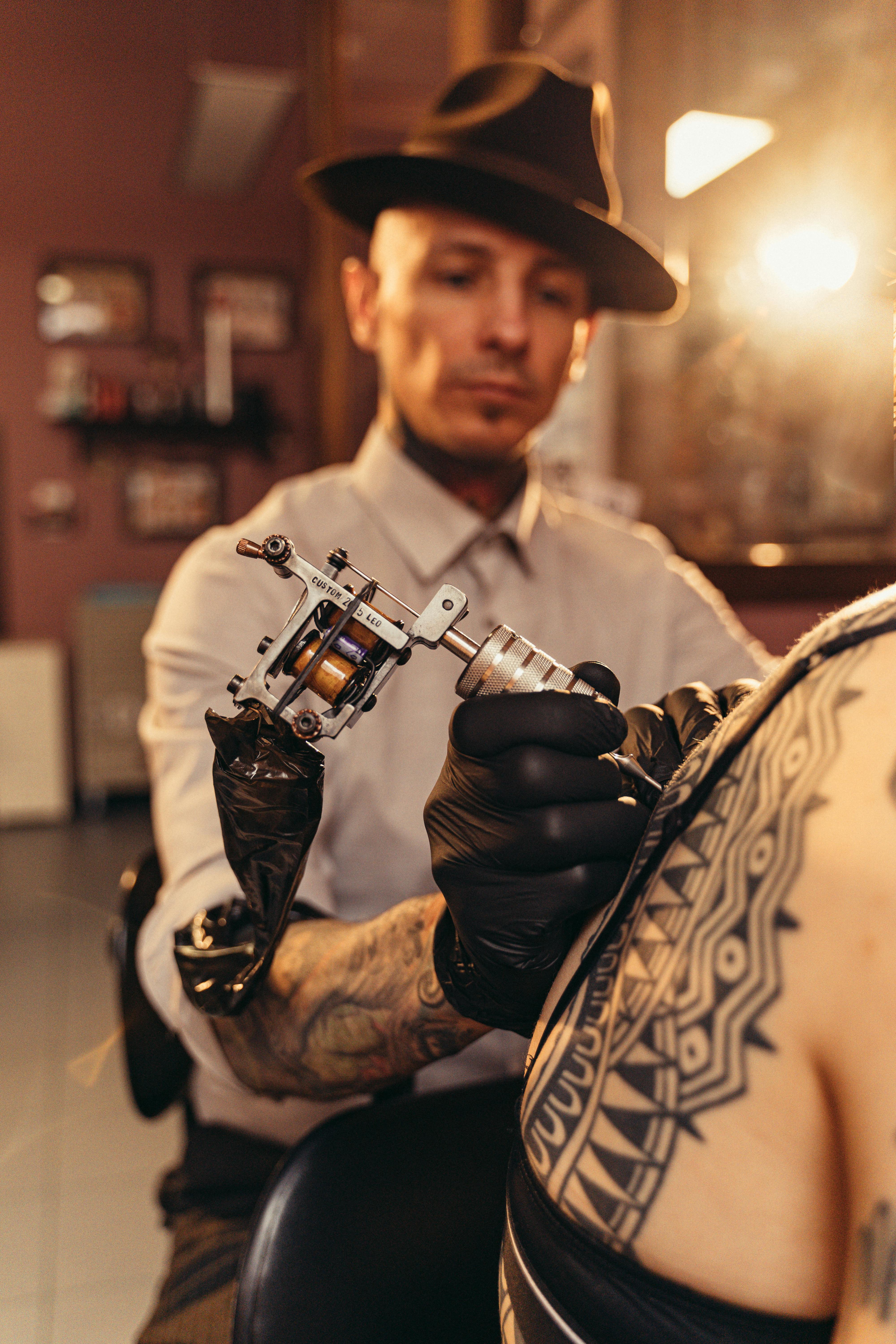 Jakub Pollág designs Personal Tattoo Machine for DIY body art