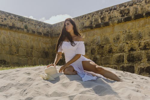 모델, 모래, 스타일의 무료 스톡 사진